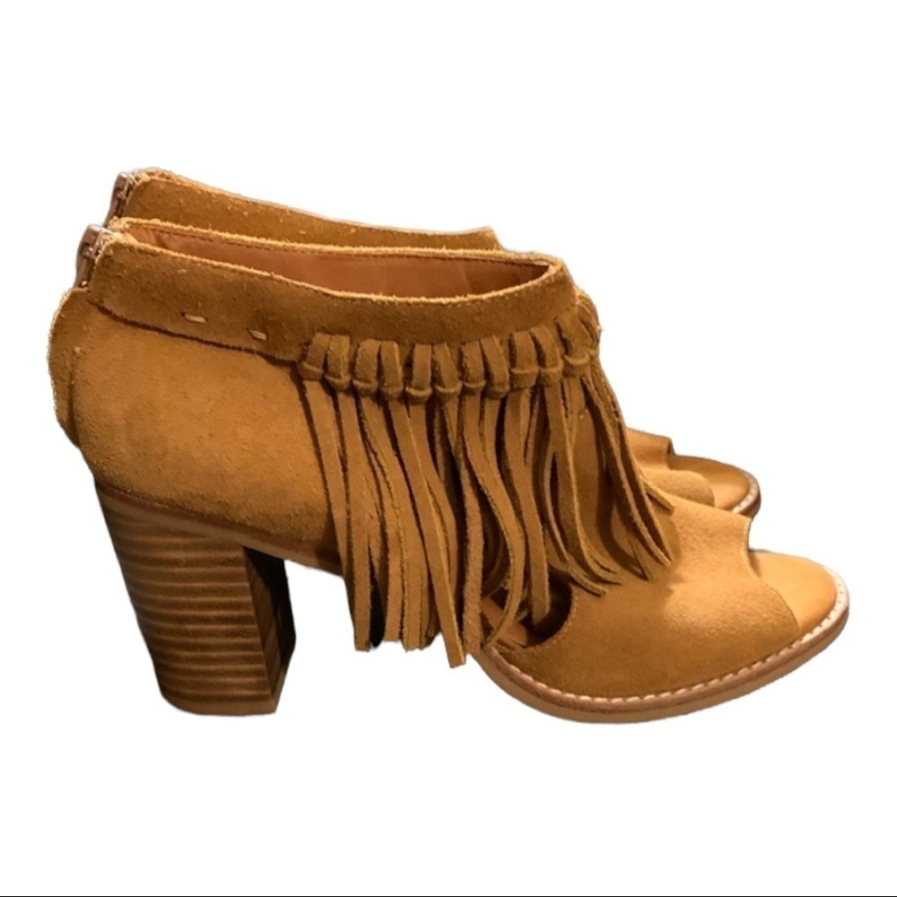 Sbicca Vintage Collection, Hickory, EUC